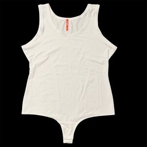 Spanx Shapewear Women's Size 1X Soft Scoop Neck Tank Bodysuit Snap Crotch White